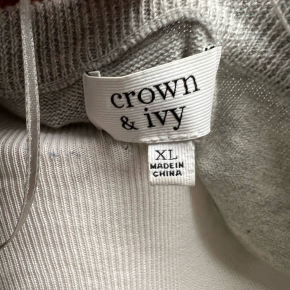Crown & Ivy flamingo sweater gray crew neck long sleeve xl - Picture 3 of 4